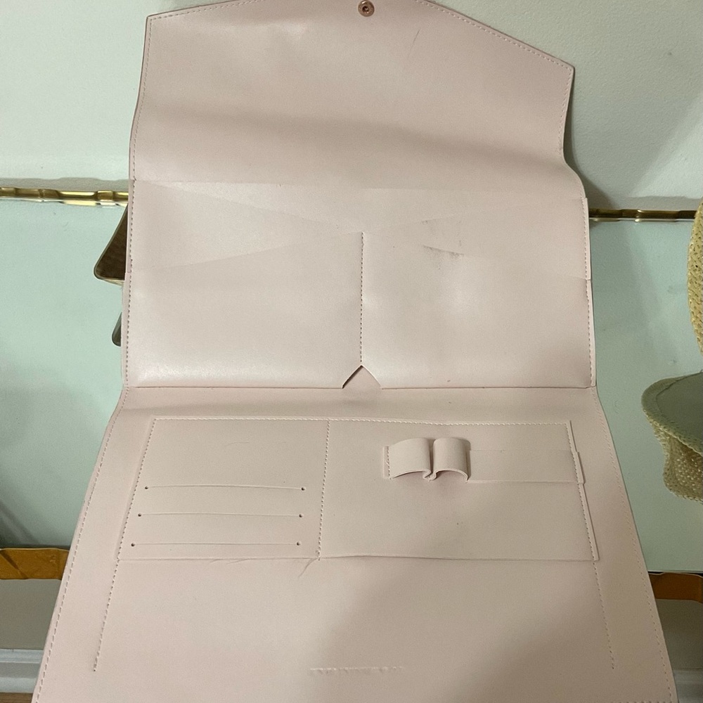 Glass Ladder & Co, Color: Blush - Picture 2 of 3